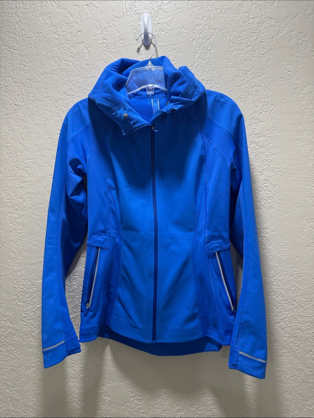 Lululemon Women’s Size 4 Blue Hooded Softshell Jacket Full Zip Reflective